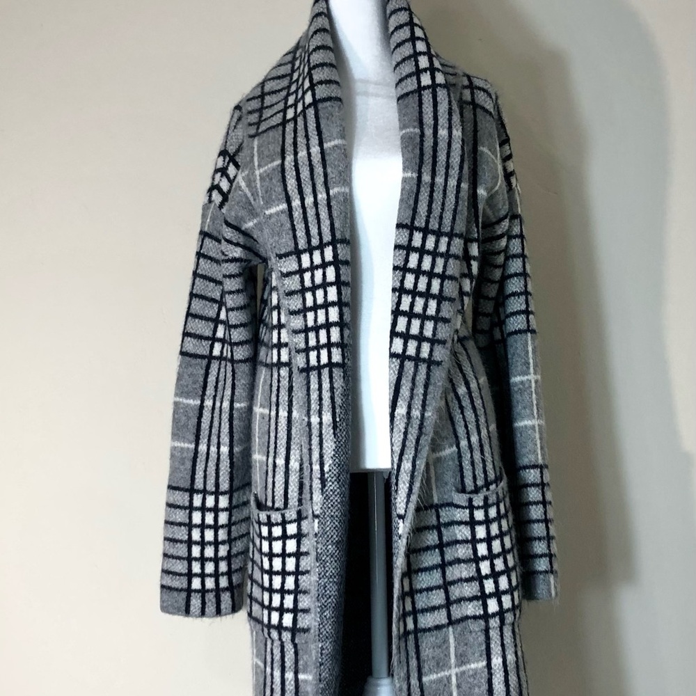 Womanβs Coatigan Coat A NEW DAY Jacquard Knit Black Grey Plaid Med/L Classic
